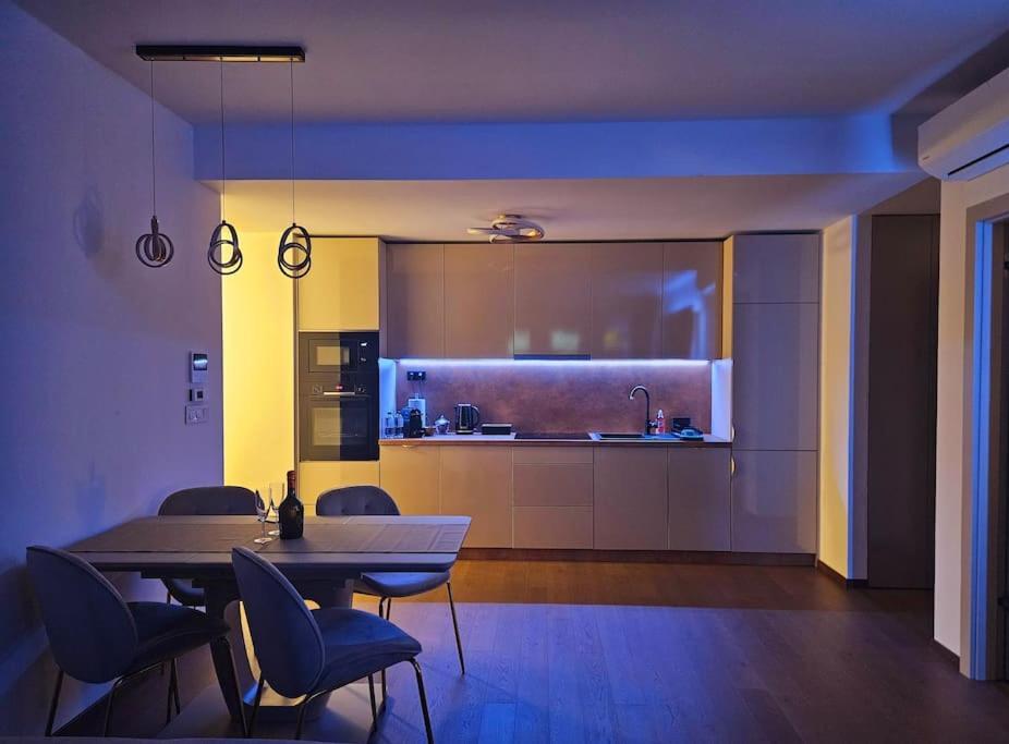 Apartment Eurovea Tower - Luxury In Heaven *